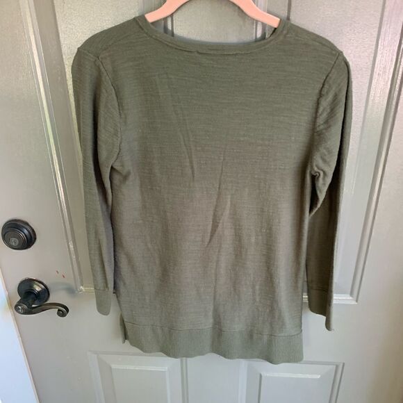 LOFT Olive Green Tie Front Top size XS - Picture 4 of 6